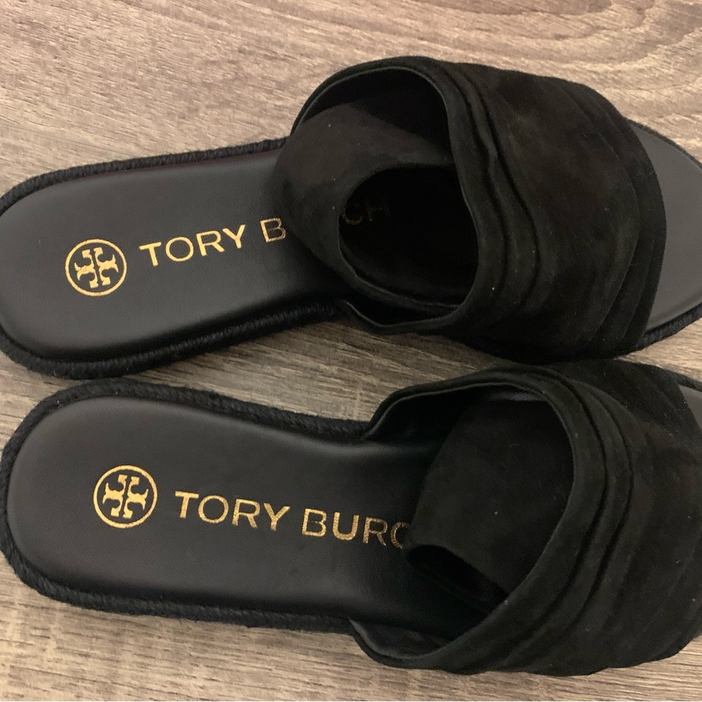 TB Black sandals  size 5M